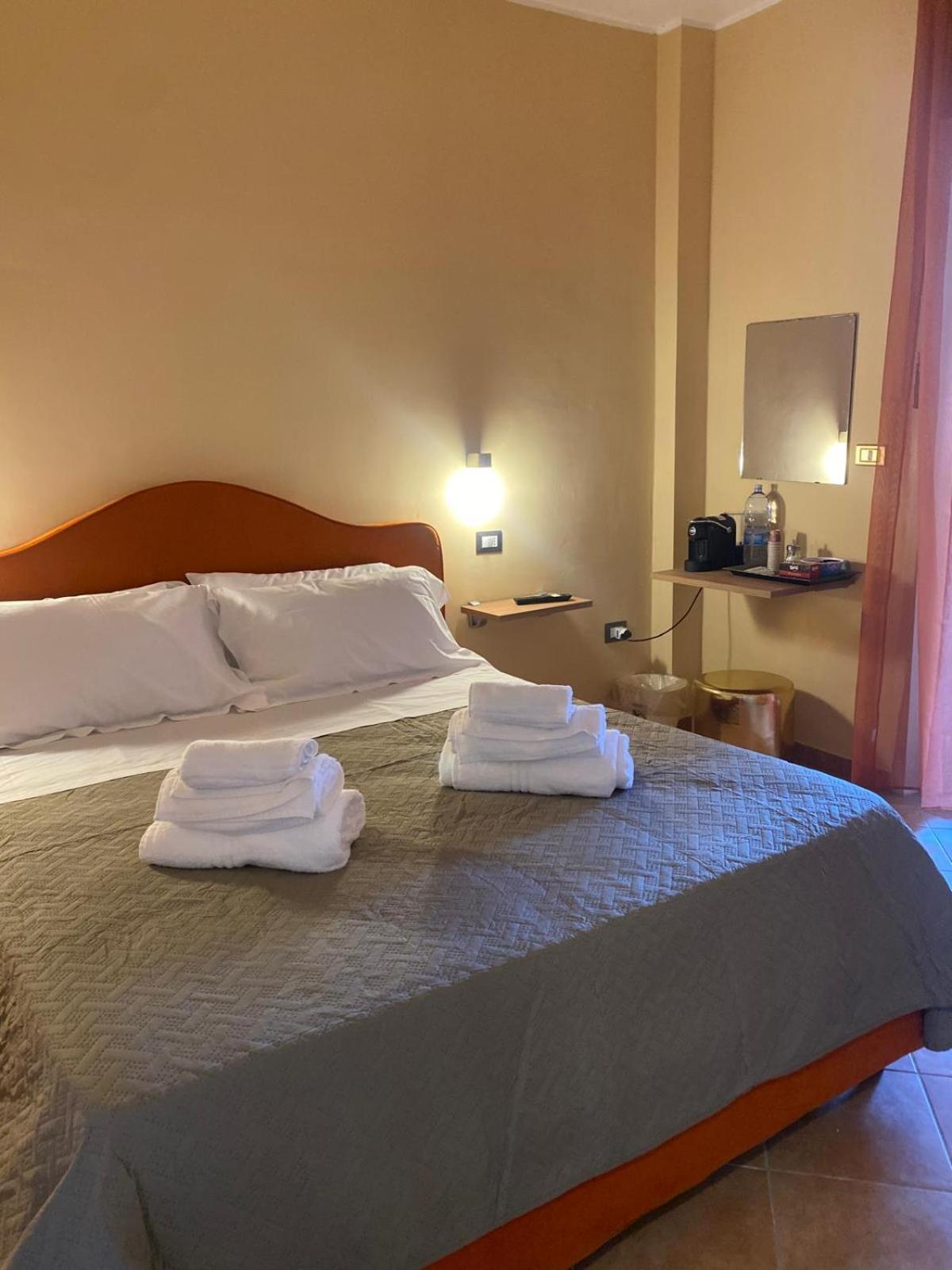 Musetta Sicilian Hospitality Hotel Milazzo Luaran gambar